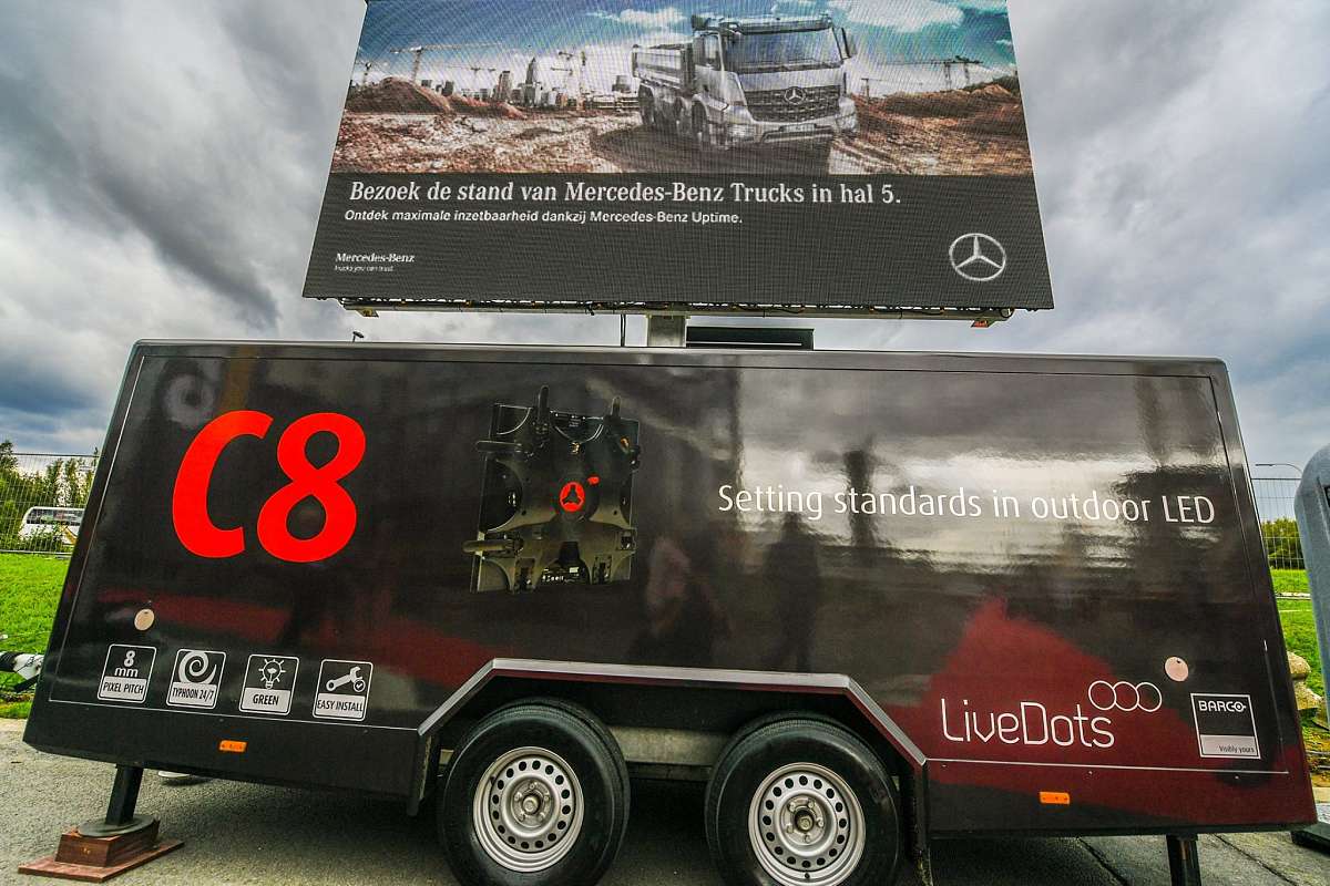 Mobile 11 - Mobile LED screen