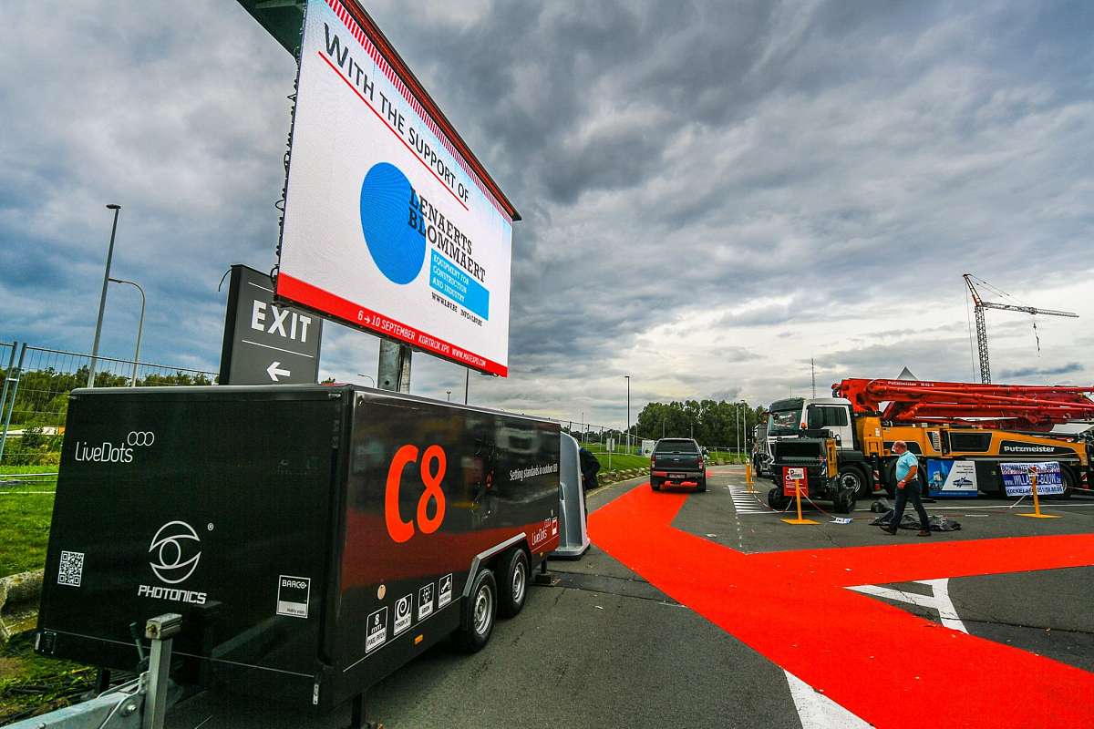 Mobile 11 - Mobile LED screen