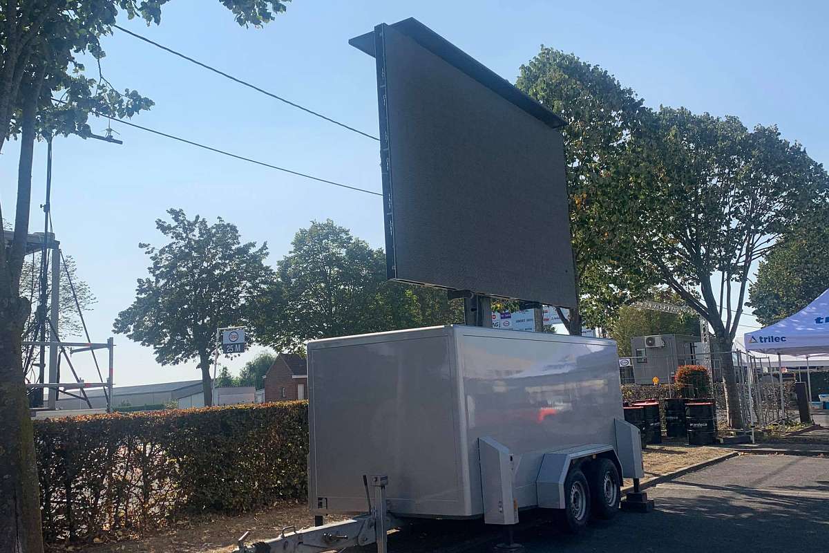 Mobile 12 - Mobile LED screen