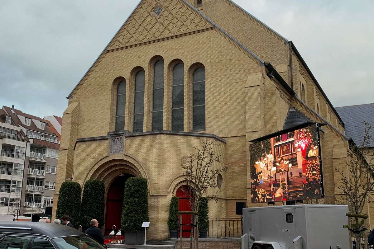 Mobile 12 - Mobile LED screen